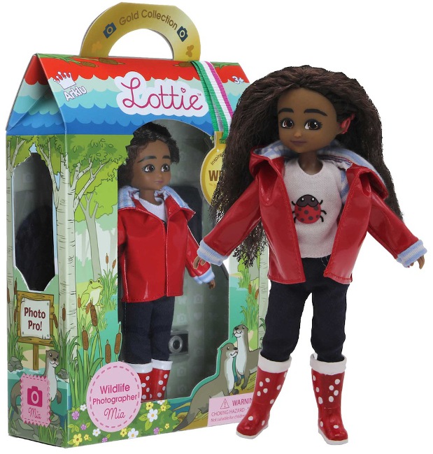 Mia doll with her packaging