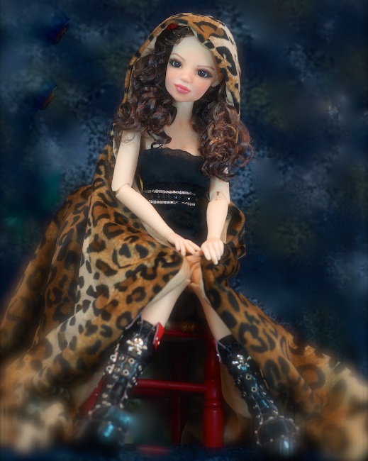 Feline Frenzy Scarlett