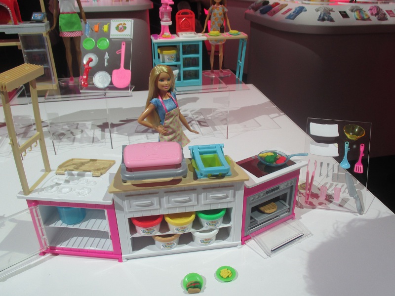 Barbie’s Ultimate Kitchen