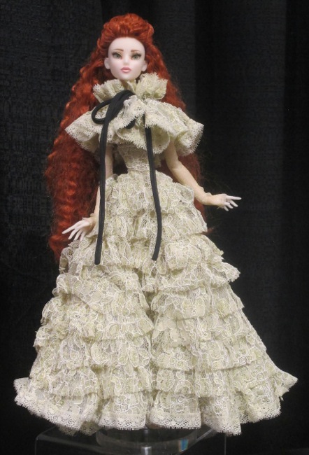 Kadira in her Ophelia ensemble.