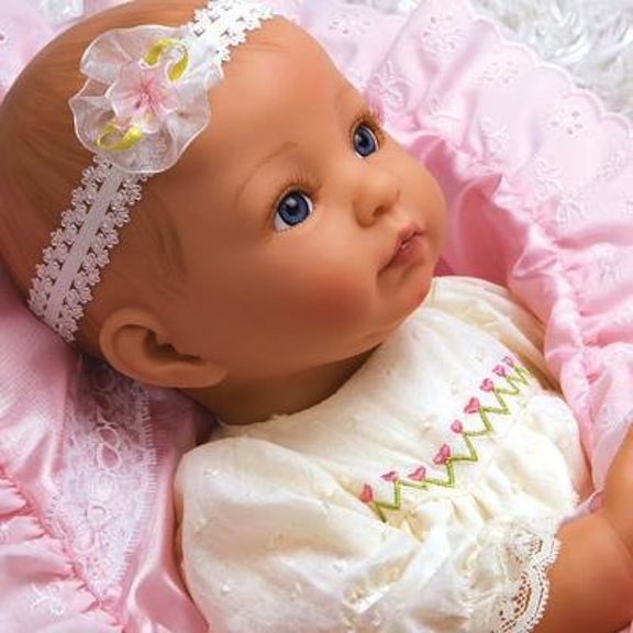 Close-up of Baby Bella