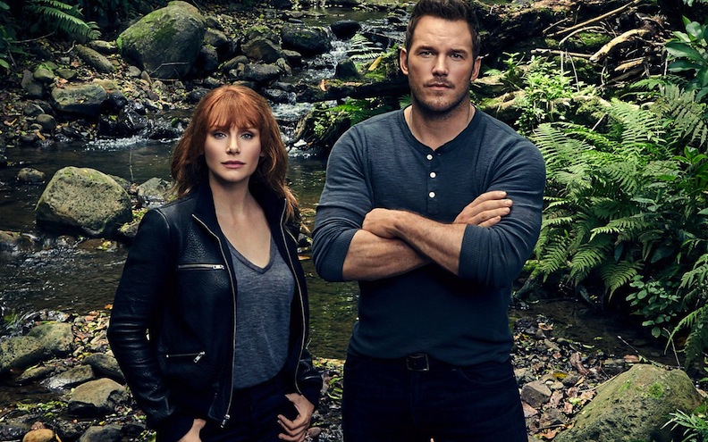 Jurassic World Parade Magazine
